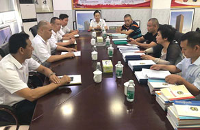 ?？谑泄簿致?lián)合小組對(duì)中金鷹押運(yùn)公司進(jìn)行安全評(píng)估檢查